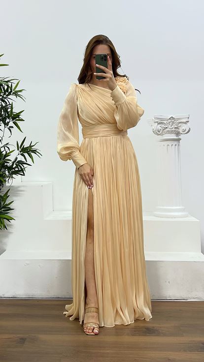 Gold Shoulder Flower Detail Chiffon Plus Size Evening Dress