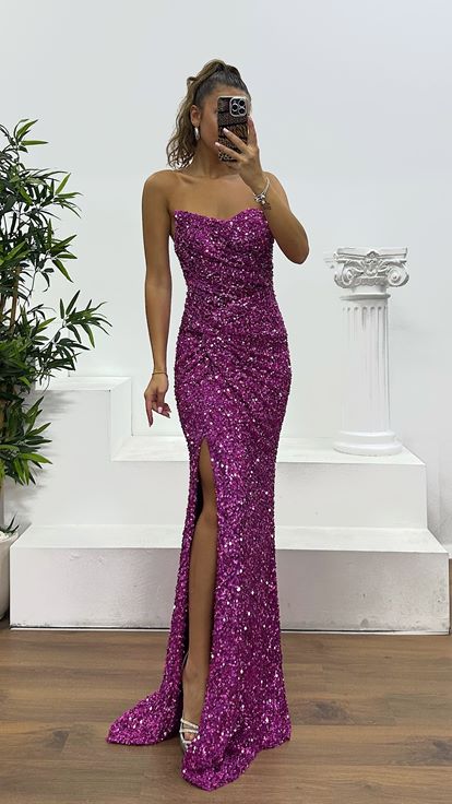 Abito da sera fucsia senza spalline con paillettes