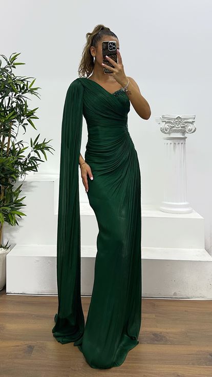 Zümrüt Tek Kol Bel Detay Abiye Elbise