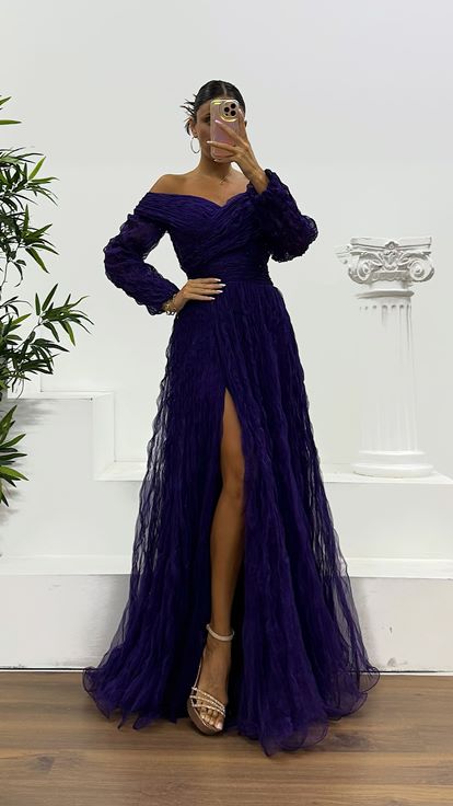 Mor Kayık Yaka Bürümcük Abiye Elbise