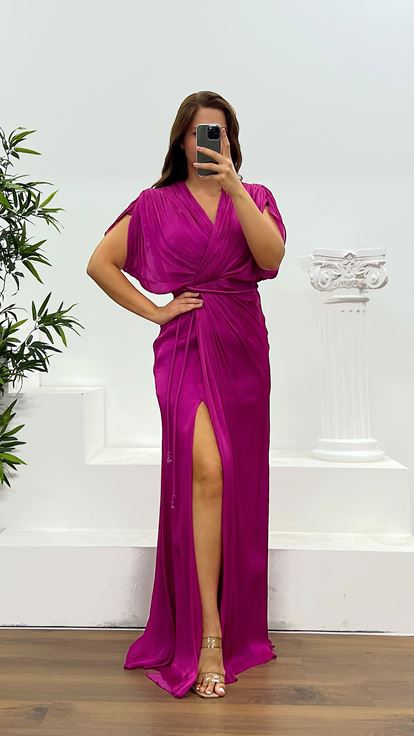 Fuchsiafarbenes  kurzärmeliges Abendkleid in Übergröße