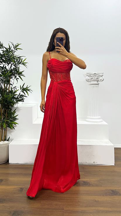 Kırmızı İp Askılı Jan Jan Abiye Elbise