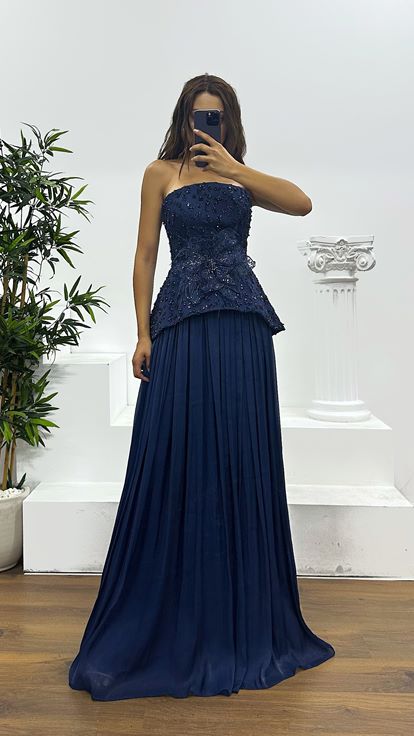 Abito da sera plissettato senza spalline blu navy