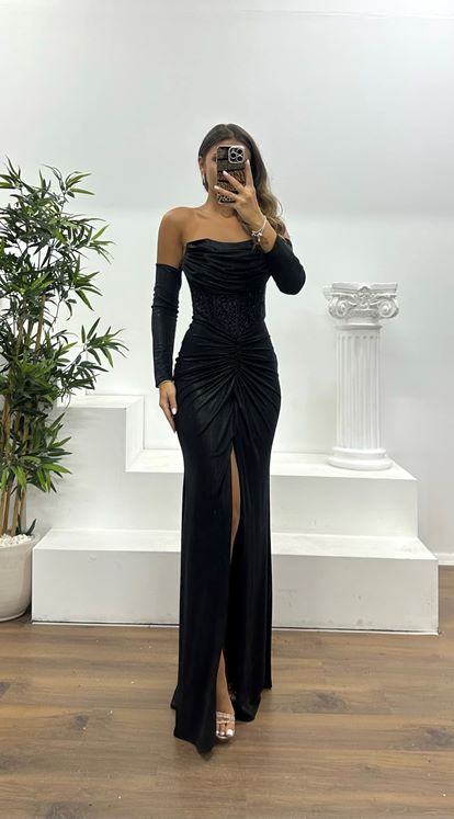 Siyah Straplez Elbivenli Abiye Elbise