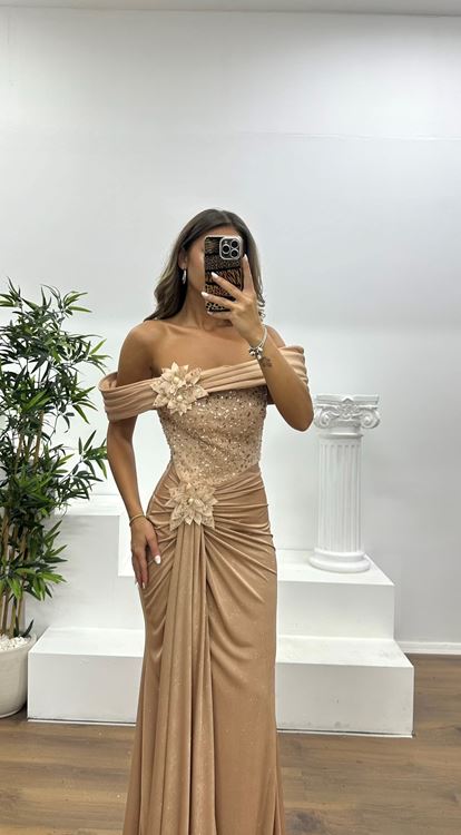 Gold Kayık Yaka Abiye Elbise