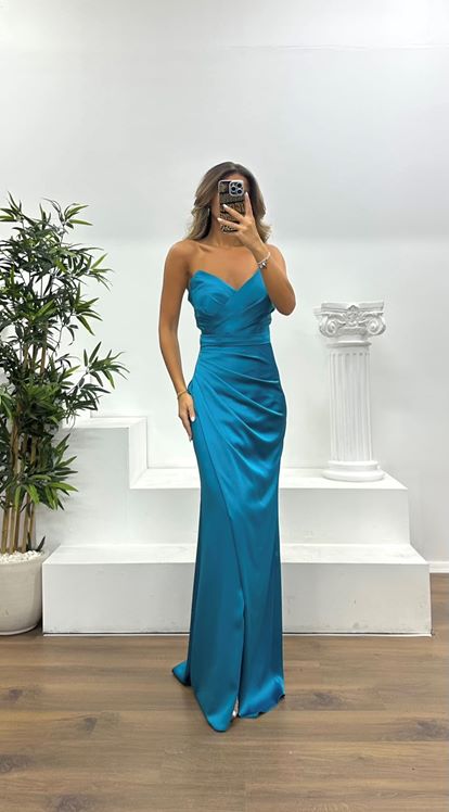 Robe de soirée drapée bustier bleu pétrole