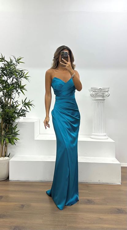 Robe de soirée drapée bustier bleu pétrole