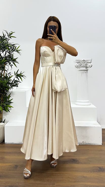 Gold Straplez Midi Saten Abiye Elbise
