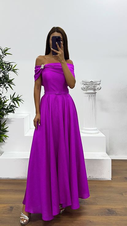 Abito da sera midi fucsia con scollo a barca