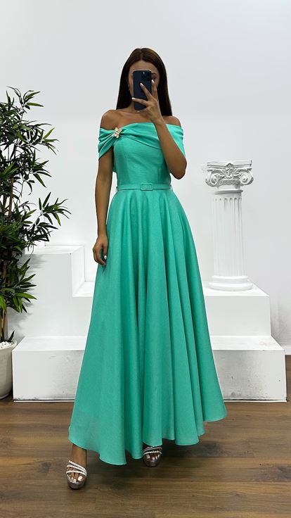 Apfelgrünes Midi-Abendkleid mit U-Boot-Ausschnitt