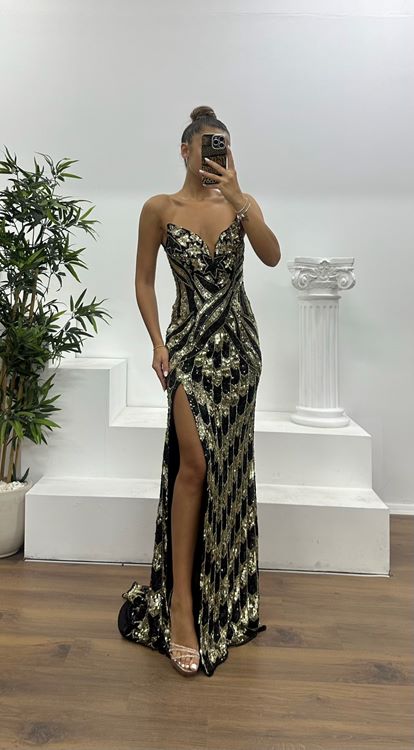Siyah-Gold Straplez Özel İşlemesi Abiye Elbise
