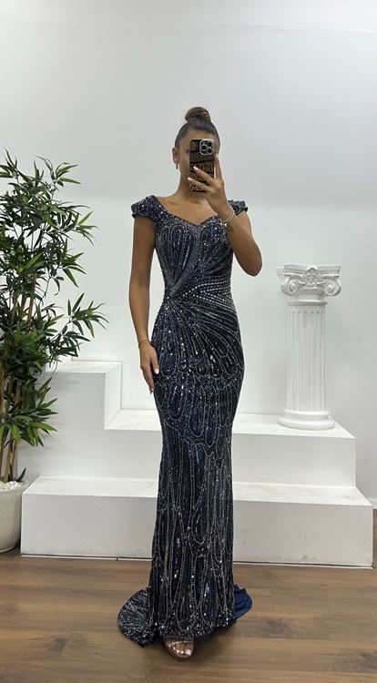 Abito da sera speciale blu navy a maniche corte  ricamato a mano 