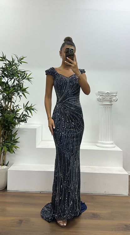 Abito da sera speciale blu navy a maniche corte  ricamato a mano 