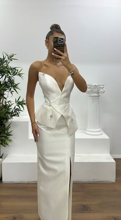 Kemik İşleme Detay Etek Takım Elbise