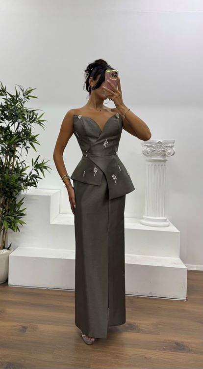 Haki İşleme Detay Etek Takım Elbise