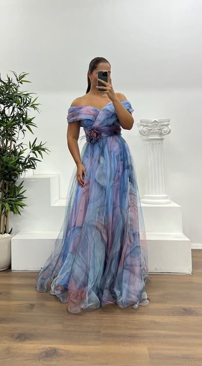 Abito da sera in tulle con colletto a fantasia Madonna, taglia comoda, colore azzurro