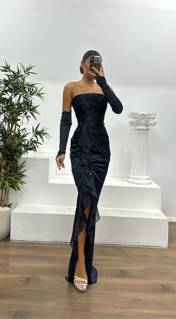 Robe de soirée bustier bleu marine avec gants