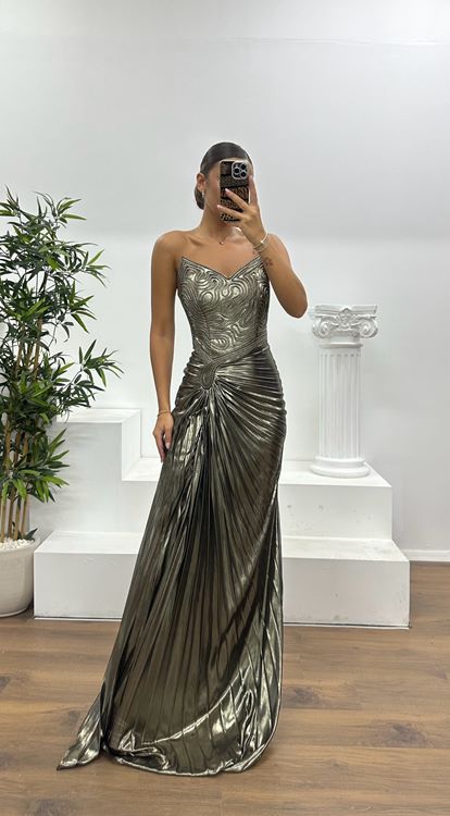 Siyah-Gold Straplez Piliseli Abiye Elbise
