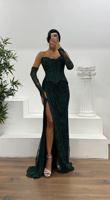 Emerald Strapless Lace Evening Dress