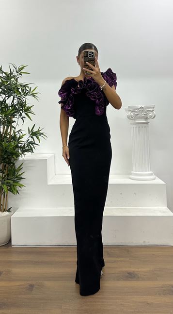 Robe de soirée asymétrique à volants noire et fuchsia