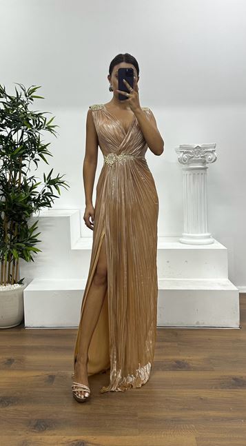 Robe de soirée détaillée de dix pierres