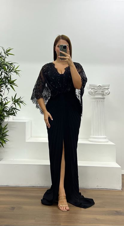 Abito da sera taglie forti in chiffon con dettagli in pizzo nero 