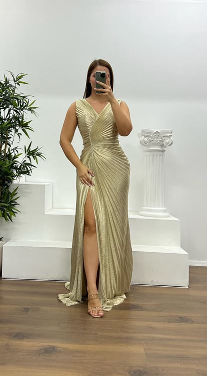 Gold V-Neck Stone Detail Plus Size Evening Dress
