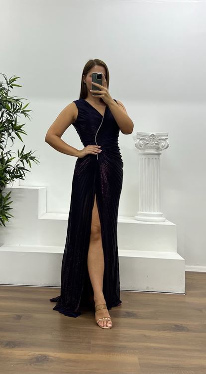 Purple V-Neck Stone Detail Plus Size Evening Dress