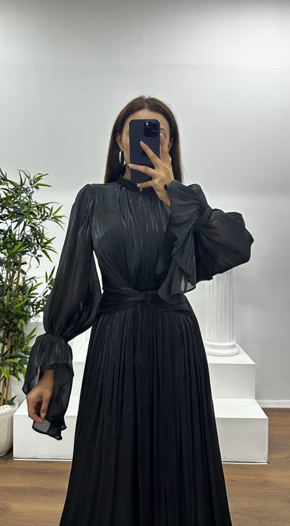 Black Long Sleeve Chiffon Evening Dress