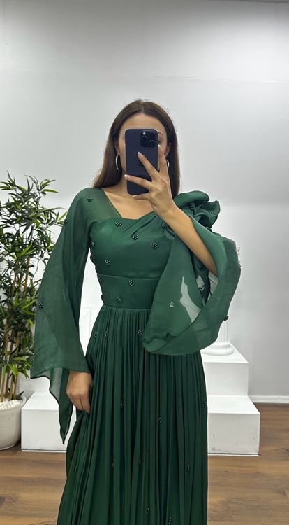 Zümrüt Tek Omuz İnci Detay Şifon Abiye Elbise