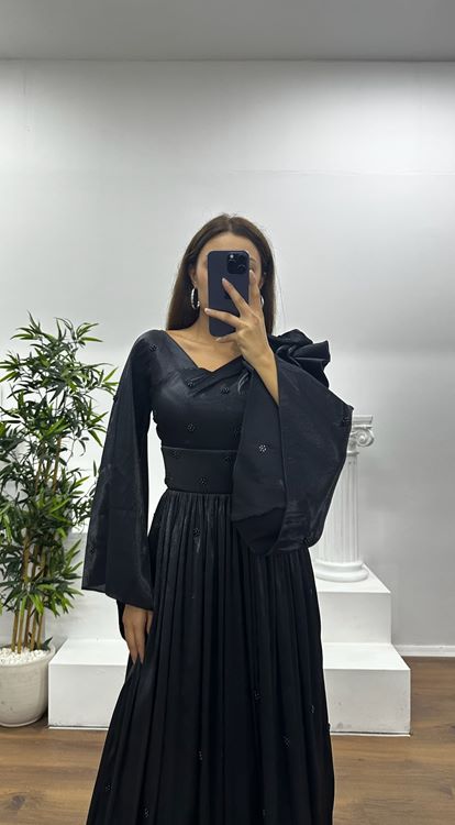 Siyah Tek Omuz İnci Detay Şifon Abiye Elbise