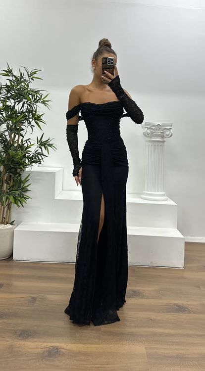 Black Pearl Lace Evening Dress