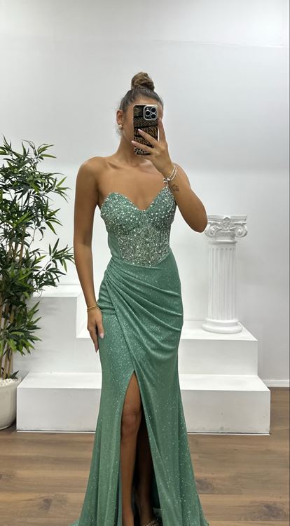Cagla – Trägerloses, glitzerndes Abendkleid