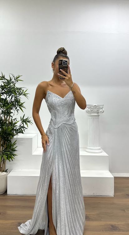 Gümüş Straplez Piliseli Abiye Elbise