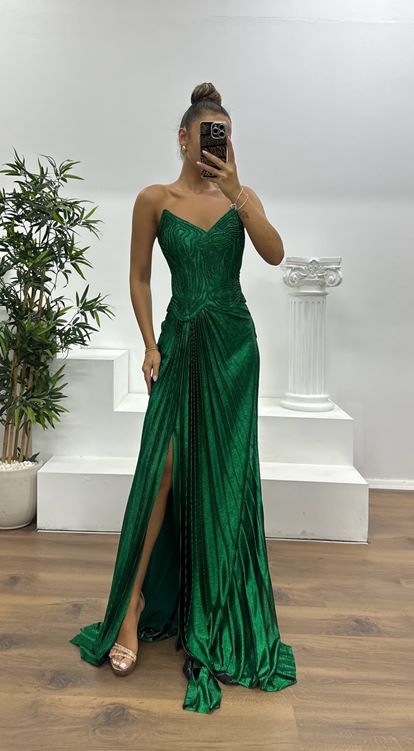 Zümrüt Straplez Piliseli Abiye Elbise