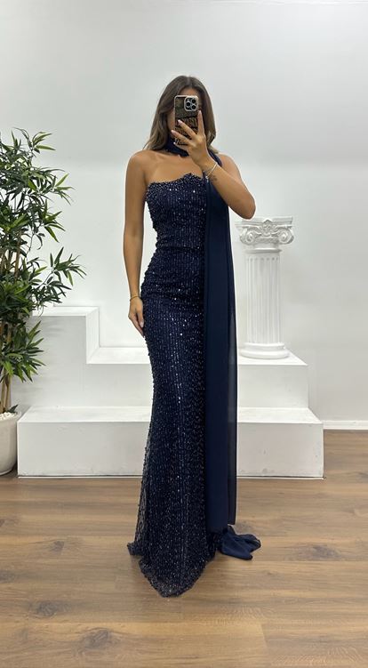 Abito da sera blu navy senza spalline con ricami