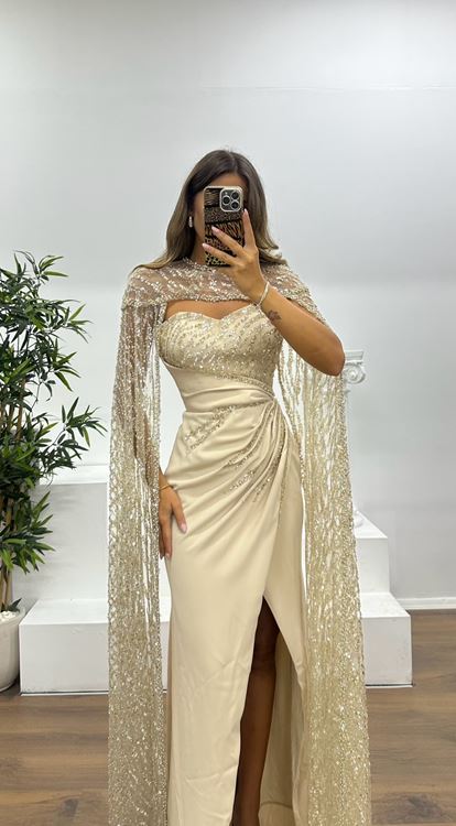 Goldfarbenes  trägerloses  besticktes Cape Abendkleid