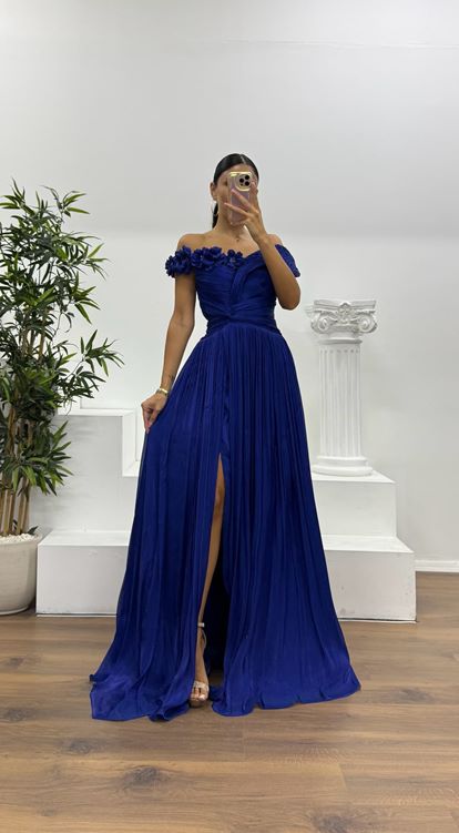 Saks Boat Neck Evening Dress