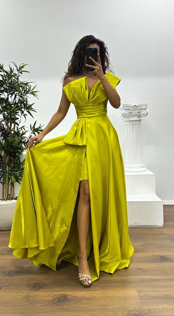 Robe de soirée bouffante asymétrique vert pomme