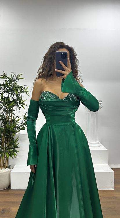 Emerald Strapless Chest Stone Detail Evening Dress