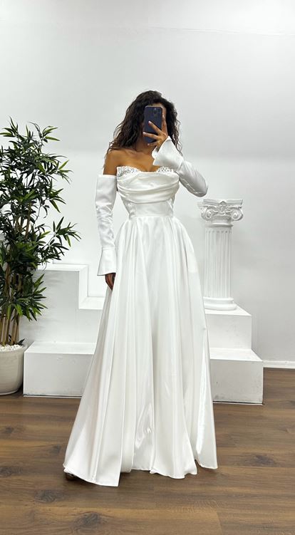 Beyaz Straplez Göğüs Taş Detay Abiye Elbise