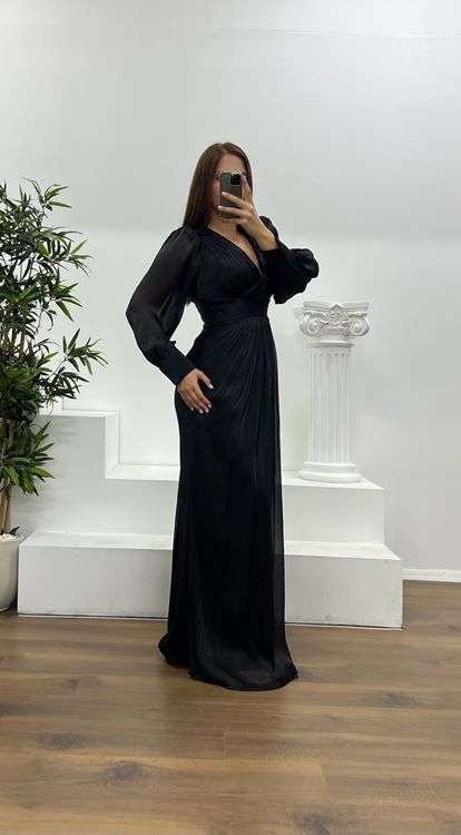 Abito da sera nero a pieghe con scollo a V  taglie forti 