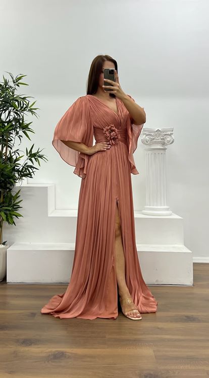 Onion Peel Pattern V Neck Waist Detail Pleated Plus Size Evening Dress