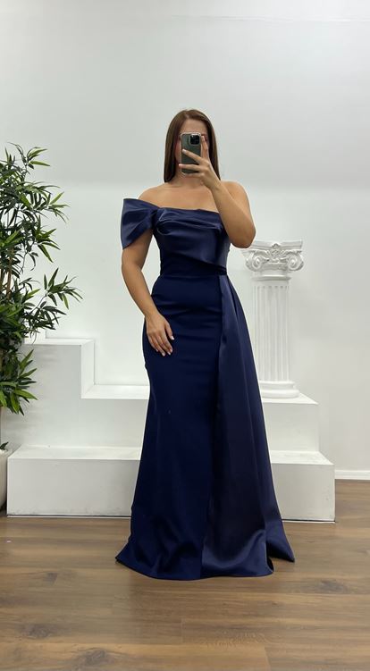Lacıvert Tek Omuz Saten Detay Büyük Beden Abiye Elbise