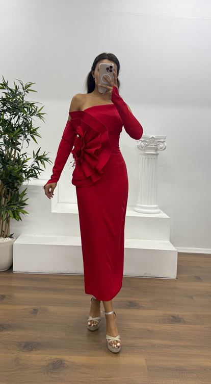 Kırmızı Straplez Eldivenli Midi Boy Abiye Elbise