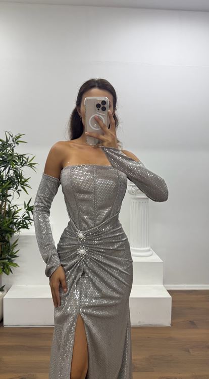 Gümüş Straplez Broş Detay Abiye Elbise