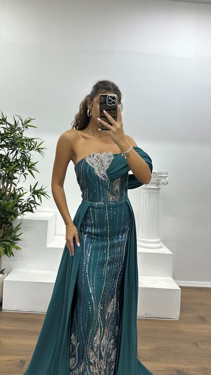 Petrol Yaka Detay İşlemeli Abiye Elbise