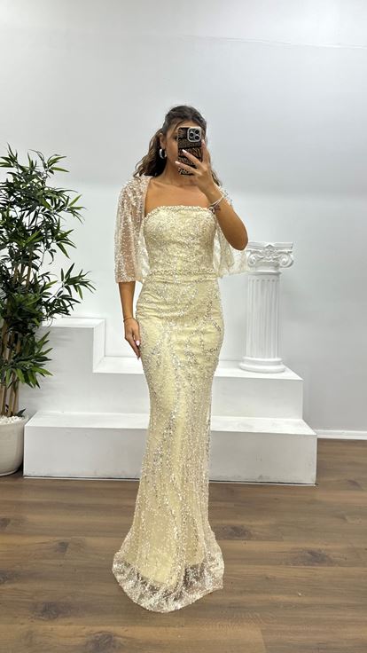 Bej Pelerinli Straplez Abiye Elbise