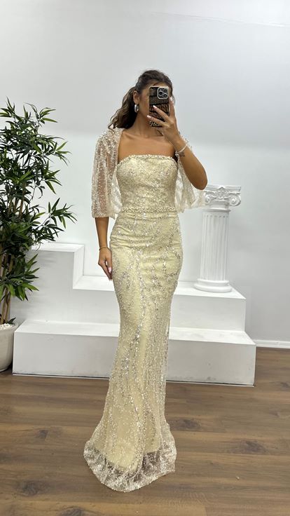 Bej Pelerinli Straplez Abiye Elbise