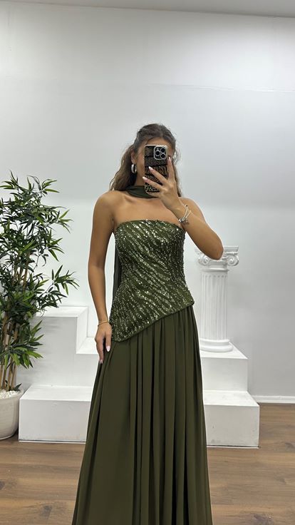 Haki Asimetrik Kesim Straplez Abiye Elbise